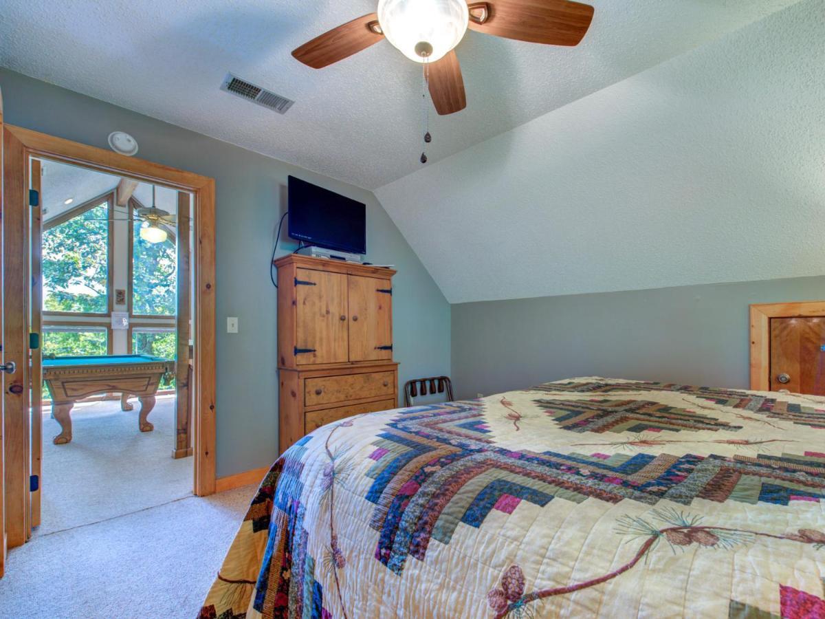 Mountain Charm Villa Gatlinburg Exterior photo