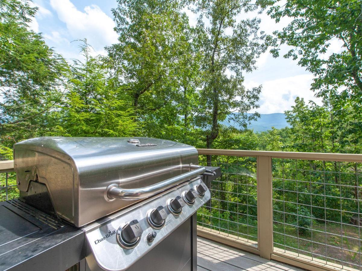 Mountain Charm Villa Gatlinburg Exterior photo